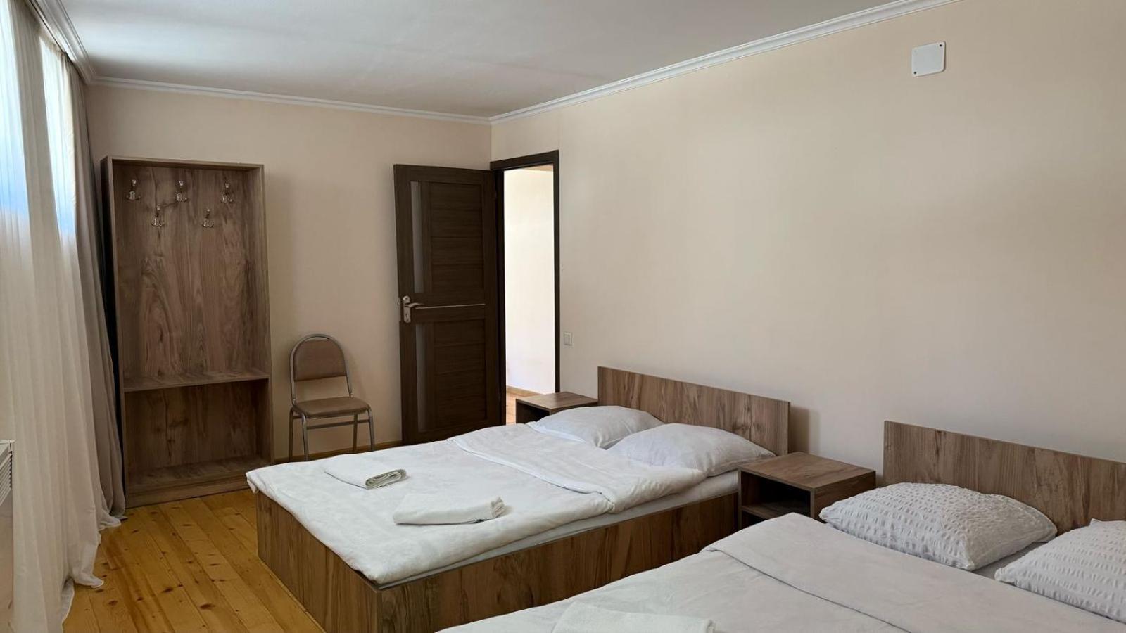 Eka'S Guest House ميستيا المظهر الخارجي الصورة