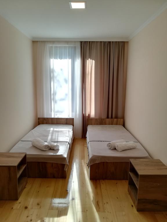 Eka'S Guest House ميستيا المظهر الخارجي الصورة