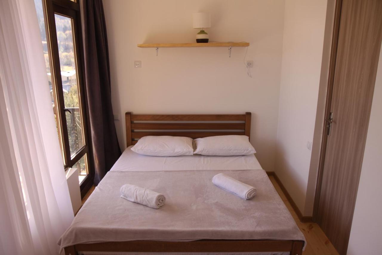 Eka'S Guest House ميستيا المظهر الخارجي الصورة